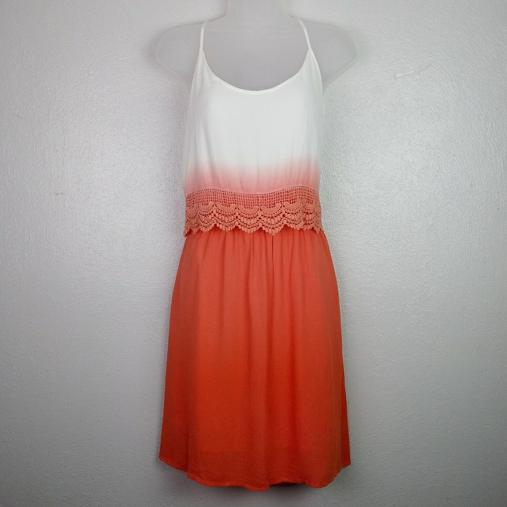 DAYTRIP Dainty Ombre Scalloped Lace Mini Dress